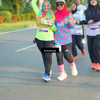 Runner Photo 7777061
