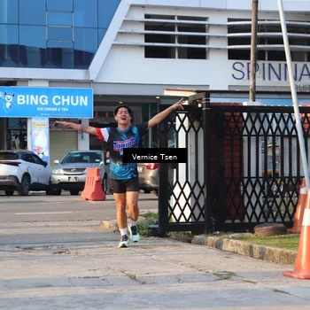 Runner Photo 7777068