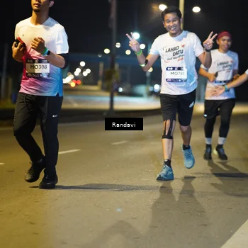 Runner Photo 7777069