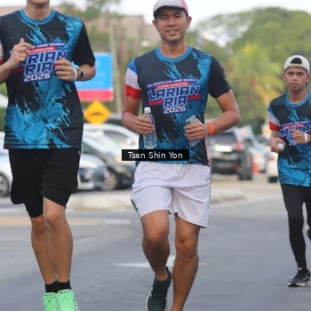 Runner Photo 7777080