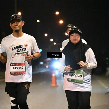 Runner Photo 7777086
