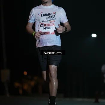 Runner Photo 7777094