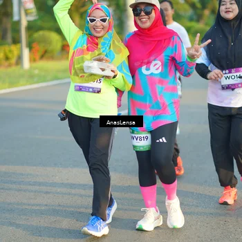 Runner Photo 7777101