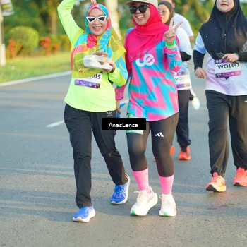 Runner Photo 7777103