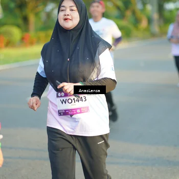 Runner Photo 7777127