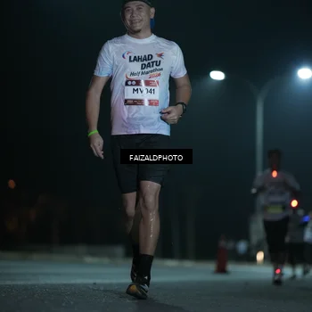 Runner Photo 7777128