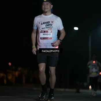 Runner Photo 7777135
