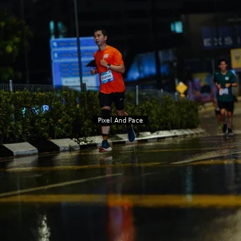 Runner Photo 7777141