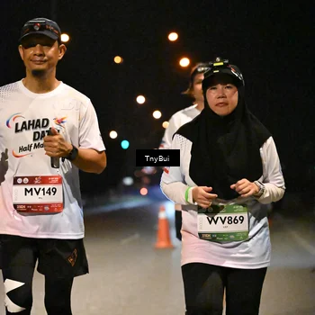 Runner Photo 7777167