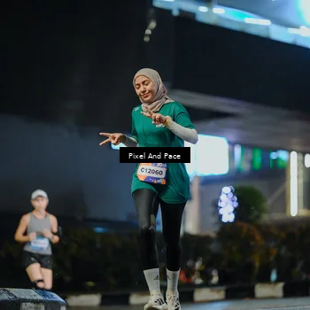 Runner Photo 7777213