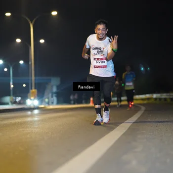 Runner Photo 7777224