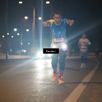 Runner Photo 7777257