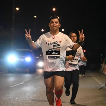 Runner Photo 7777281