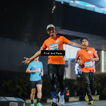 Runner Photo 7777289