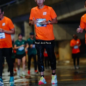Runner Photo 7777338