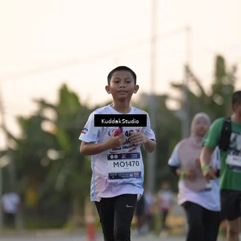 Runner Photo 7777453