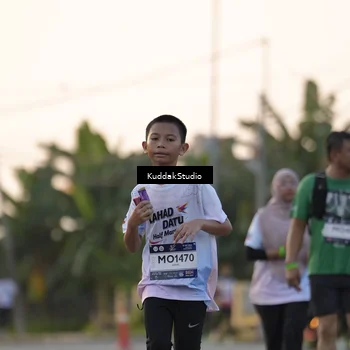Runner Photo 7777464
