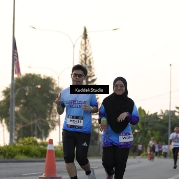 Runner Photo 7777467