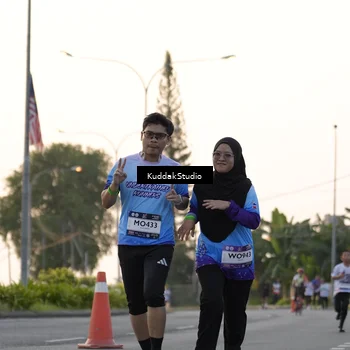 Runner Photo 7777469