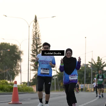 Runner Photo 7777478