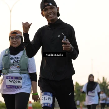 Runner Photo 7777501