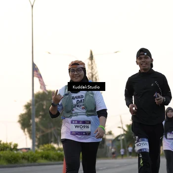 Runner Photo 7777513