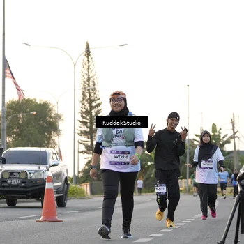 Runner Photo 7777517