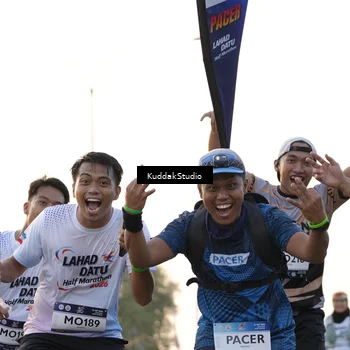 Runner Photo 7777522