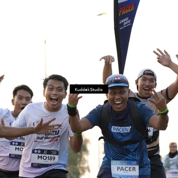 Runner Photo 7777532