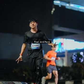 Runner Photo 7777544