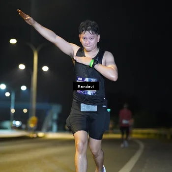 Runner Photo 7777549