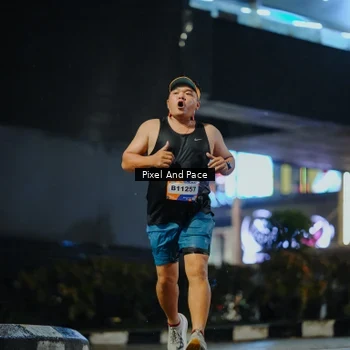Runner Photo 7777564