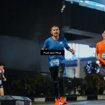 Runner Photo 7777570