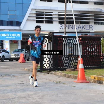 Runner Photo 7777604