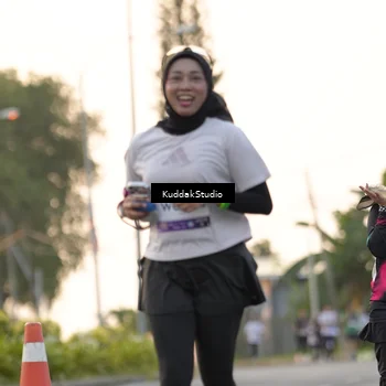 Runner Photo 7777611