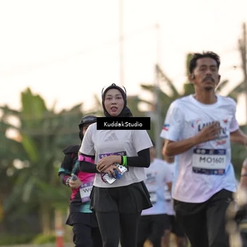 Runner Photo 7777631