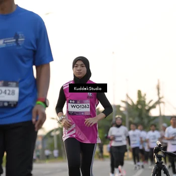 Runner Photo 7777633