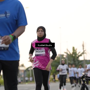 Runner Photo 7777636