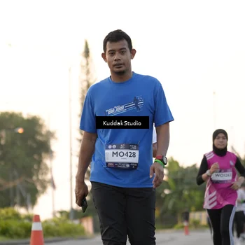 Runner Photo 7777641