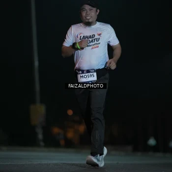 Runner Photo 7777650