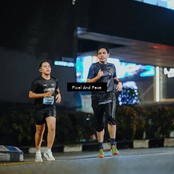 Runner Photo 7777658