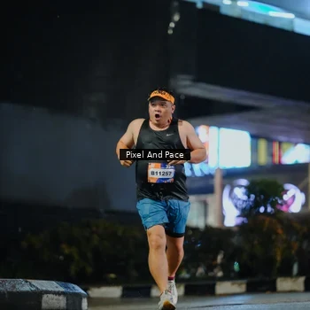Runner Photo 7777662