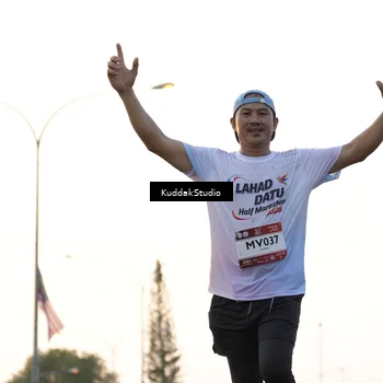 Runner Photo 7777667