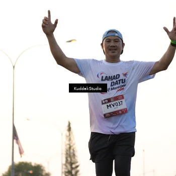 Runner Photo 7777671
