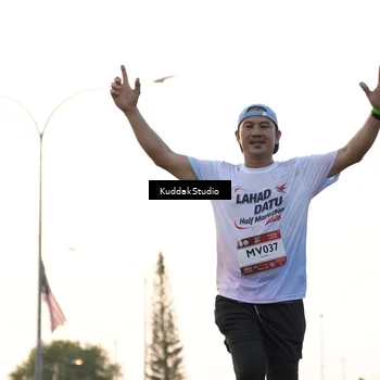 Runner Photo 7777674