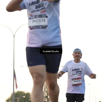 Runner Photo 7777675