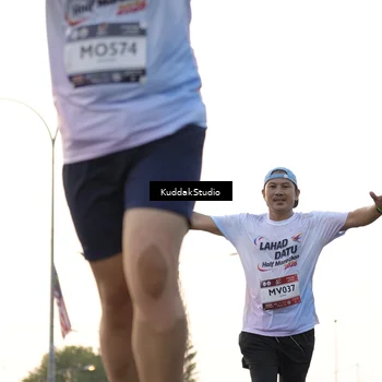 Runner Photo 7777678