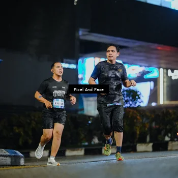 Runner Photo 7777679