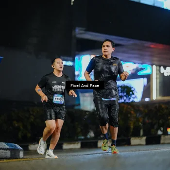 Runner Photo 7777680