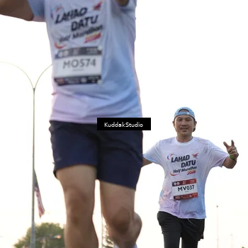 Runner Photo 7777681
